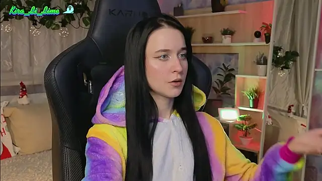 KiraLiLime online show from January 25, 2025, 6:24 pm