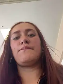  KarolSmith online show from January 20, 2025, 1:21 pm