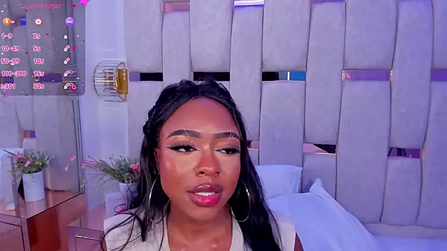 Snapshot of mia_schwarz chatting on January 25, 2025, 10:50 pm mia schwarz online show from January 25, 2025, 10:50 pm