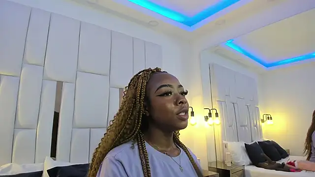 Snapshot of mia_schwarz chatting on February 2, 2025, 7:57 pm mia schwarz online show from February 2, 2025, 7:57 pm