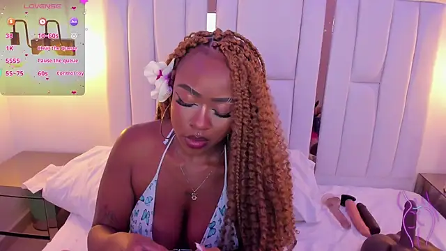 Snapshot of mia_schwarz chatting on February 2, 2025, 11:00 pm mia schwarz online show from February 2, 2025, 11:00 pm