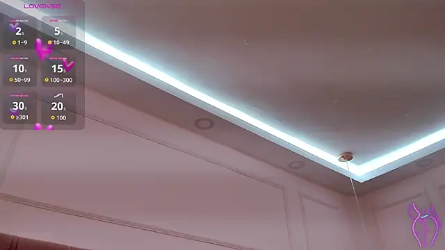 Snapshot of mia_schwarz chatting on September 12, 2025, 11:48 pm mia schwarz online show from September 12, 2025, 11:48 pm