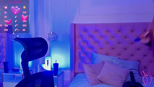 Snapshot of mia_schwarz chatting on September 15, 2025, 4:45 am mia schwarz online show from September 15, 2025, 4:45 am