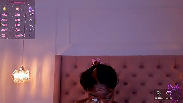 Snapshot of mia_schwarz chatting on September 24, 2025, 11:46 am mia schwarz online show from September 24, 2025, 11:46 am