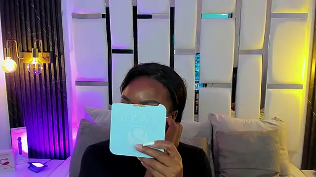 Snapshot of mia_schwarz chatting on October 22, 2025, 10:09 pm mia schwarz online show from October 22, 2025, 10:09 pm