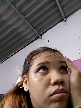 Snapshot of 1CANDYLOVE chatting on October 17, 2025, 2:48 am 1CANDYLOVE online show from October 17, 2025, 2:48 am