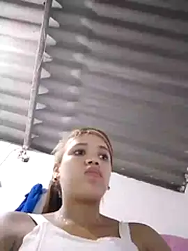 1CANDYLOVE online show from February 5, 2026, 2:16 am