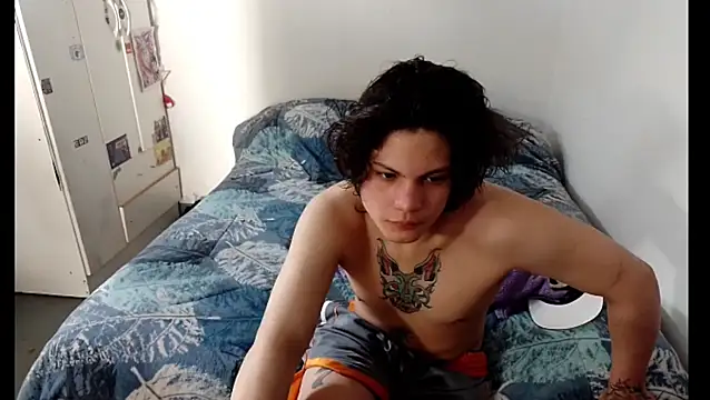 Snapshot of Xtrem3HARDxxx chatting on October 3, 2025, 7:11 pm Xtrem3HARDxxx online show from October 3, 2025, 7:11 pm