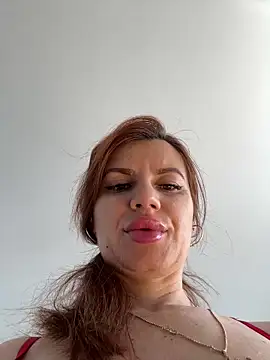 Snapshot of MayaMR chatting on March 10, 2026, 9:58 am MayaMR online show from March 10, 2026, 9:58 am