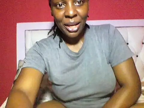 Snapshot of Sweet-piie chatting on October 12, 2025, 6:18 pm Sweet-piie online show from October 12, 2025, 6:18 pm