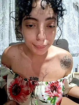Snapshot of Sweet-diamondxxx chatting on March 27, 2026, 12:05 am Sweet-diamondxxx online show from March 27, 2026, 12:05 am