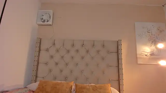 Snapshot of vanesasexyhot21 chatting on September 23, 2025, 2:47 am vanesasexyhot21 online show from September 23, 2025, 2:47 am