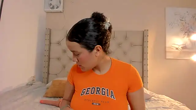 Snapshot of vanesasexyhot21 chatting on September 25, 2025, 2:59 am vanesasexyhot21 online show from September 25, 2025, 2:59 am