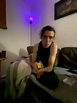 kikiwonderbar online show from February 5, 2026, 2:11 pm