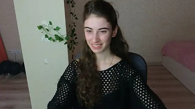 LittleFreya9 online show from January 29, 2025, 4:30 pm