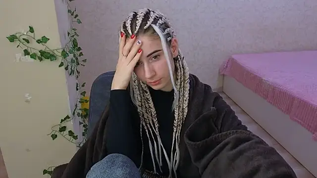LittleFreya9 online show from February 10, 2025, 12:52 am