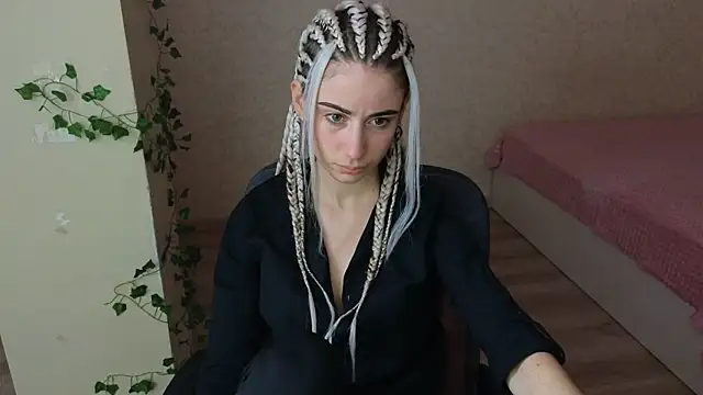 LittleFreya9 online show from February 10, 2025, 4:14 pm