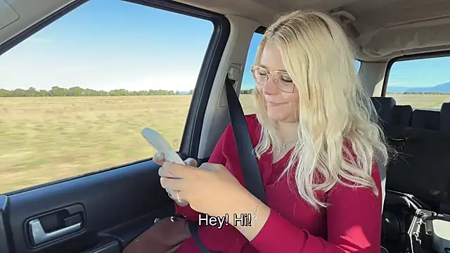 Snapshot of EmyLana chatting on September 25, 2025, 8:18 am EmyLana online show from September 25, 2025, 8:18 am