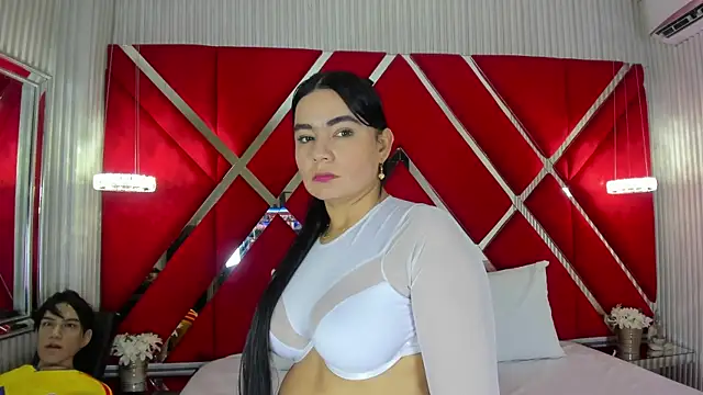 SusanCouper online show from June 25, 2026, 10:25 pm