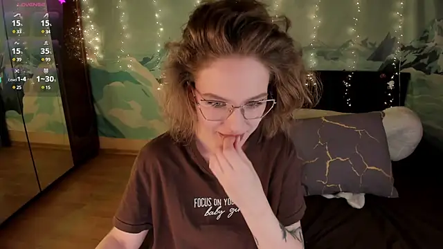 Natural pussy online show from January 22, 2025, 5:49 pm