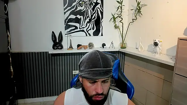 Daemon21 online show from November 11, 2025, 11:49 pm