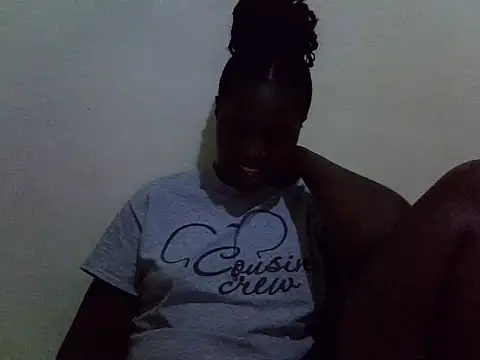 pretty tallgirl online show from July 31, 2026, 7:46 pm