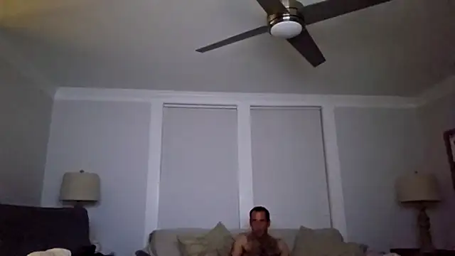 Snapshot of blairfrancis chatting on October 12, 2025, 4:33 am blairfrancis online show from October 12, 2025, 4:33 am