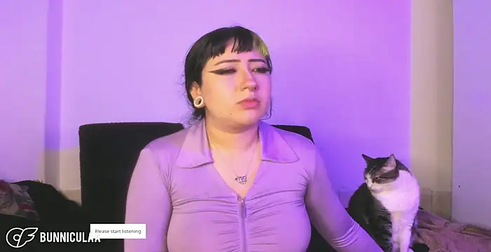 larissa01  online show from March 3, 2026, 6:47 pm