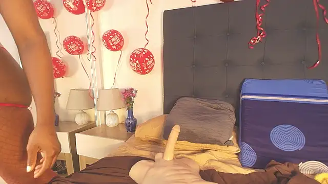 Evelonga 707 online show from February 20, 2026, 7:14 pm