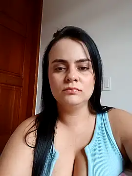 Im Amelia online show from January 11, 2025, 8:43 pm