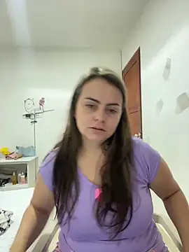 Im Amelia online show from June 15, 2026, 1:46 pm