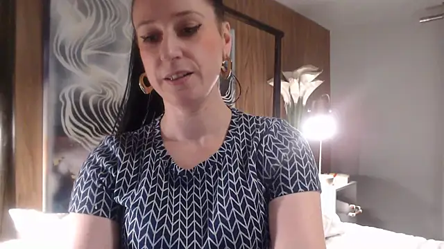 Audrey hotty online show from December 7, 2024, 11:45 pm
