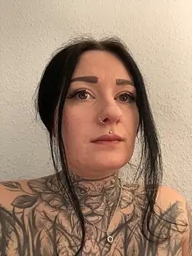 claudiliciousxxx online show from February 14, 2025, 7:17 am