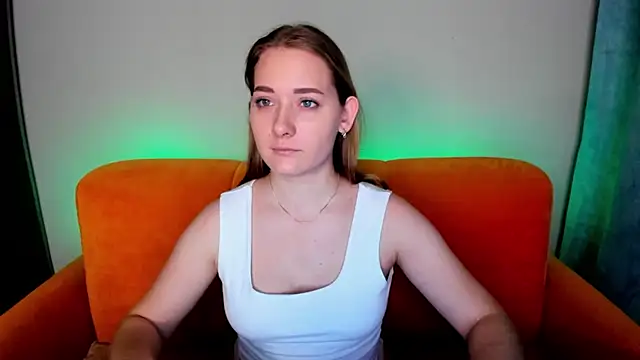 AlinaVice online show from December 14, 2024, 4:45 am