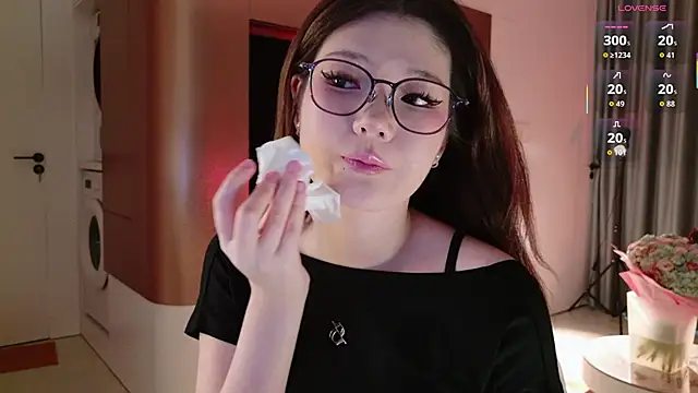 KitayamaChu online show from September 21, 2025, 3:41 am