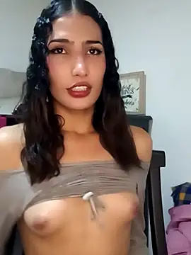 Lanna hott  online show from March 18, 2025, 10:37 pm
