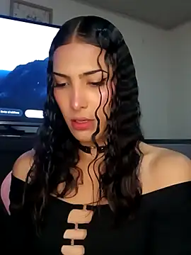 Lanna hott  online show from October 17, 2025, 11:24 am