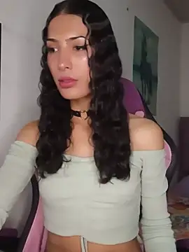 Lanna hott  online show from May 14, 2026, 12:17 am