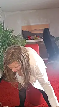 Snapshot of Supertitten95DD chatting on February 13, 2025, 6:05 pm Supertitten95DD online show from February 13, 2025, 6:05 pm