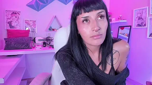 Valkiria ponce online show from April 25, 2026, 4:59 am