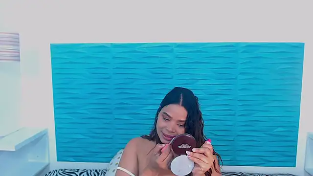 AitanaEvans online show from February 2, 2025, 6:42 pm