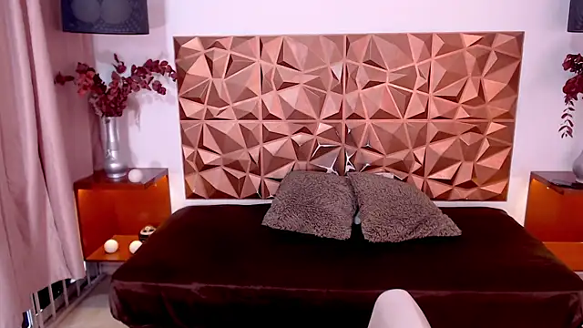 AitanaEvans online show from February 3, 2025, 8:13 pm