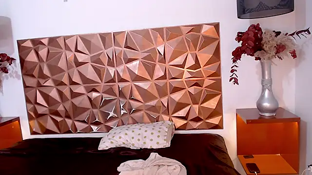 AitanaEvans online show from February 6, 2025, 2:44 am