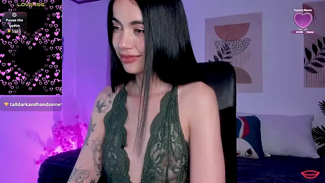 Snapshot of samy_lewis chatting on September 19, 2025, 4:03 am samy lewis online show from September 19, 2025, 4:03 am