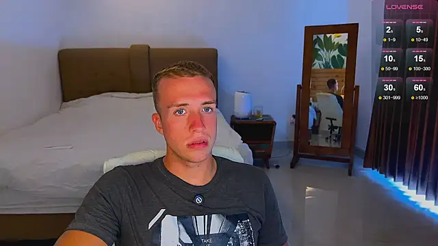 Snapshot of tommy_cumfinger chatting on September 26, 2025, 3:43 am tommy cumfinger online show from September 26, 2025, 3:43 am