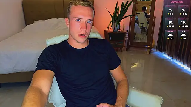 Snapshot of tommy_cumfinger chatting on March 25, 2026, 8:20 am tommy cumfinger online show from March 25, 2026, 8:20 am