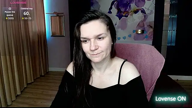 AriaGray online show from March 4, 2026, 7:14 am