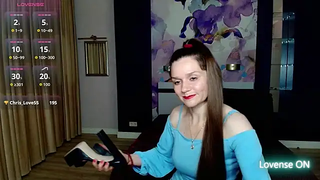 Snapshot of AriaGray chatting on April 2, 2026, 10:51 pm AriaGray online show from April 2, 2026, 10:51 pm