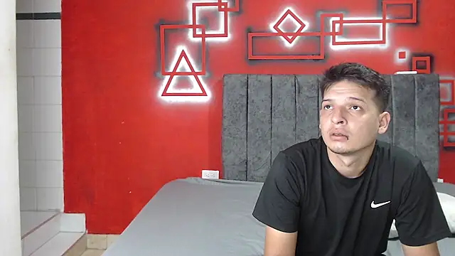 FerneyManti online show from November 6, 2025, 1:12 pm