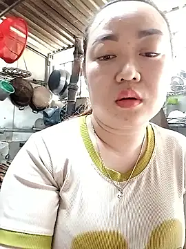 VyOanh2K online show from February 26, 2025, 5:53 am